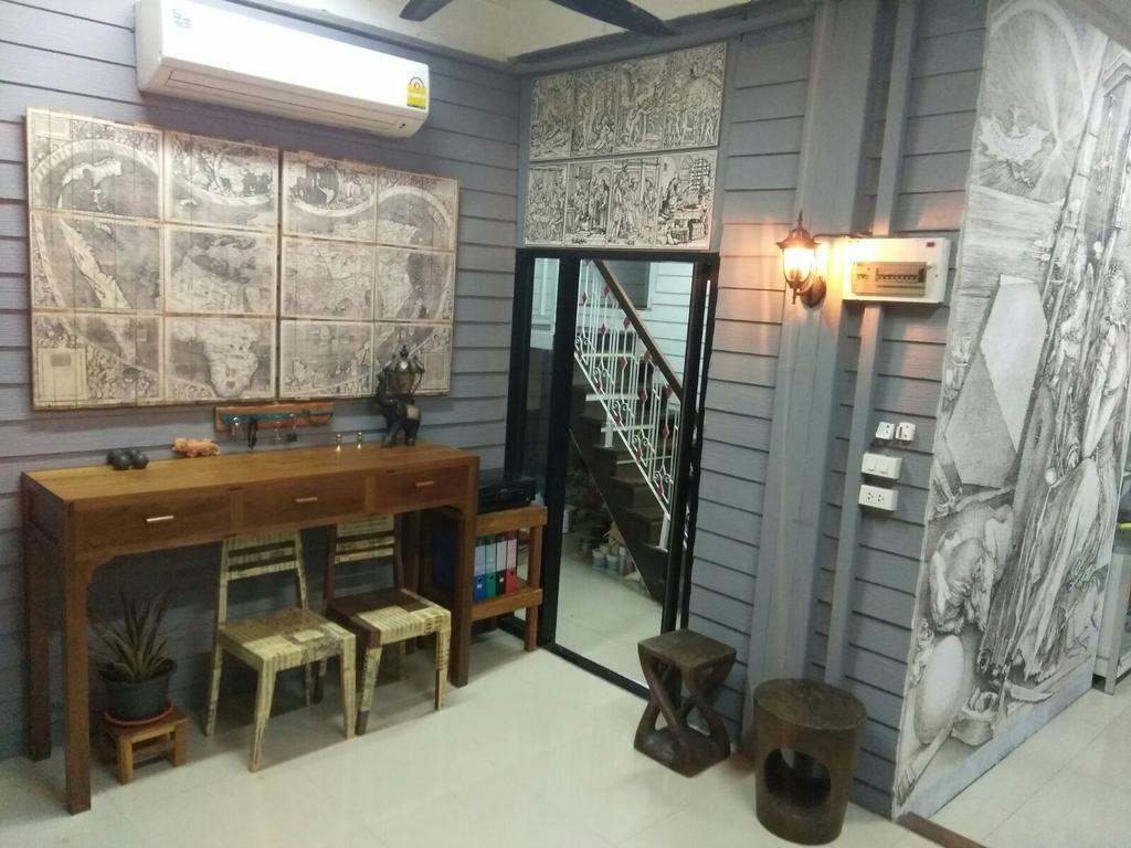 La Rivetta Hostel Bangkok